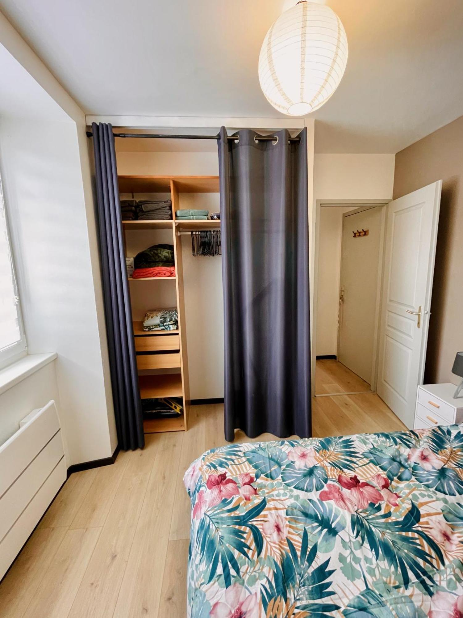 Joli Avec Parking Apartment *